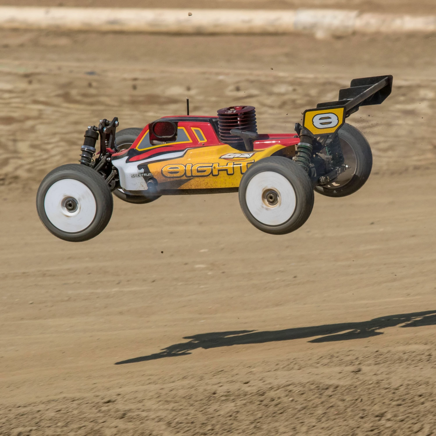 Buy 🤩 Promo 🤩 Losi 1/8 8IGHT 4WD Nitro Buggy RTR, Red/Yellow ⭐ 🧨 8 Buy 🤩 Promo 🤩 Losi 1/8 8IGHT 4WD Nitro Buggy RTR, Red/Yellow ⭐ 🧨 - Image 8